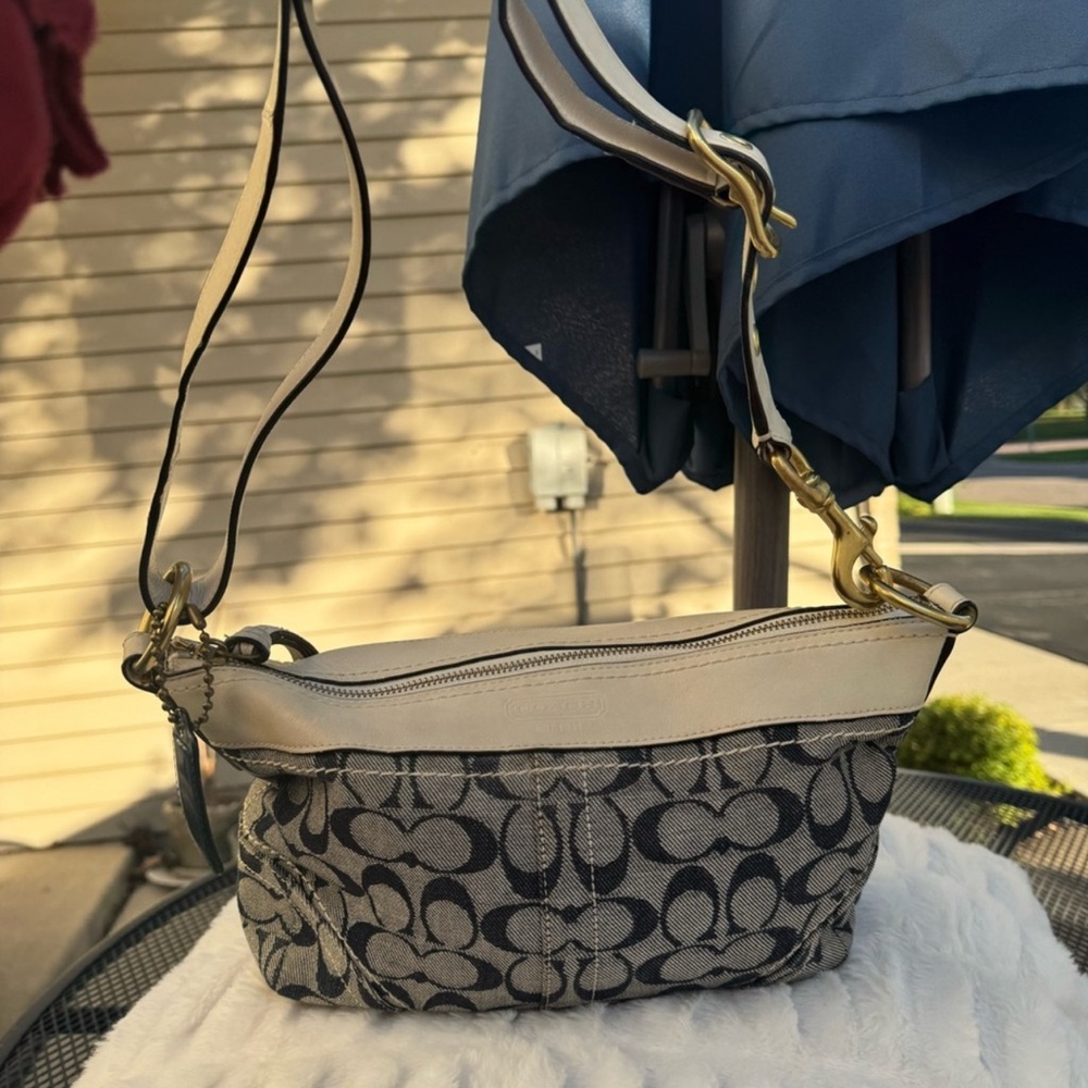 Elegant Black and Cream Designer Shoulder Bag